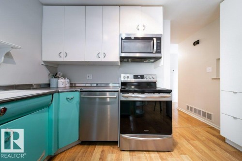 9512 76 Street Nw, Edmonton, AB 