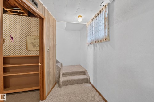 7704 104 Avenue Nw, Edmonton, AB 