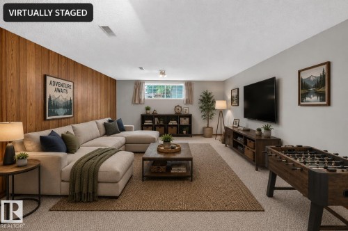 7704 104 Avenue Nw, Edmonton, AB 