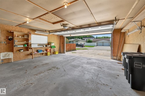7704 104 Avenue Nw, Edmonton, AB 