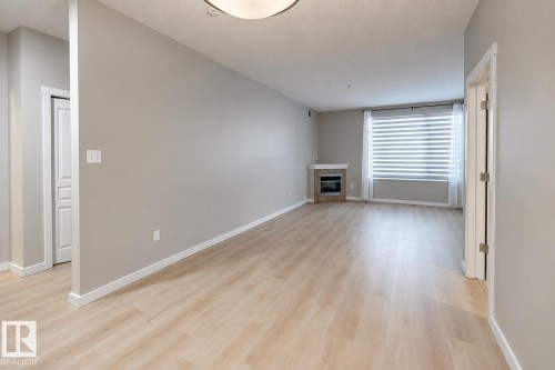 #101 11140 68 Av Nw Nw, Edmonton, AB 