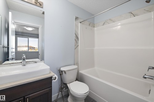 2611 14 Avenue Nw, Edmonton, AB 