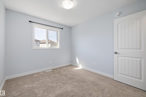2611 14 Avenue Nw, Edmonton, AB 