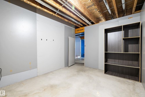 2611 14 Avenue Nw, Edmonton, AB 