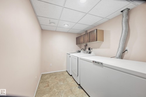 3220 44A Street Nw, Edmonton, AB 