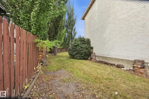 3220 44A Street Nw, Edmonton, AB 