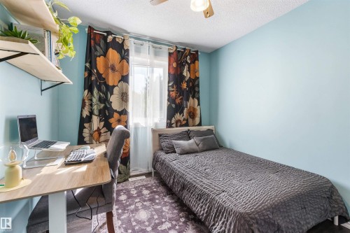 9715 71 Avenue Nw, Edmonton, AB 