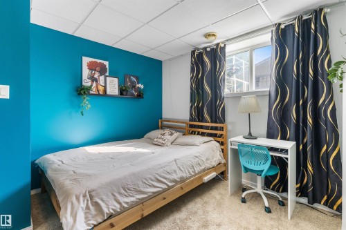 9715 71 Avenue Nw, Edmonton, AB 