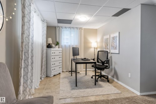 9715 71 Avenue Nw, Edmonton, AB 