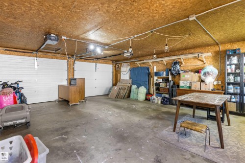 9715 71 Avenue Nw, Edmonton, AB 