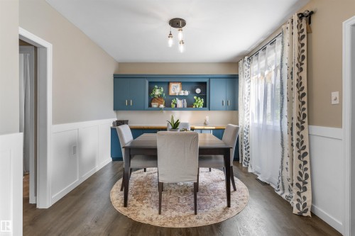 9715 71 Avenue Nw, Edmonton, AB 