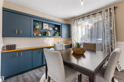 9715 71 Avenue Nw, Edmonton, AB 
