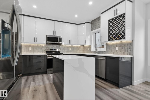 20 Hazelwood Lane, Spruce Grove, AB 