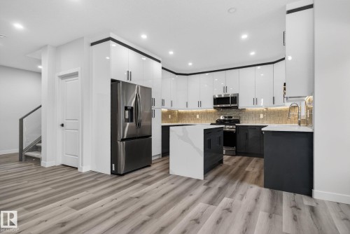 20 Hazelwood Lane, Spruce Grove, AB 