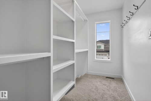20 Hazelwood Lane, Spruce Grove, AB 