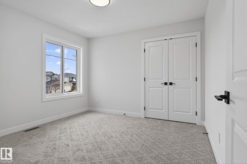 20 Hazelwood Lane, Spruce Grove, AB 