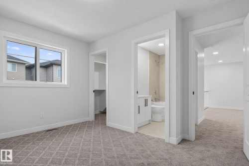 20 Hazelwood Lane, Spruce Grove, AB 