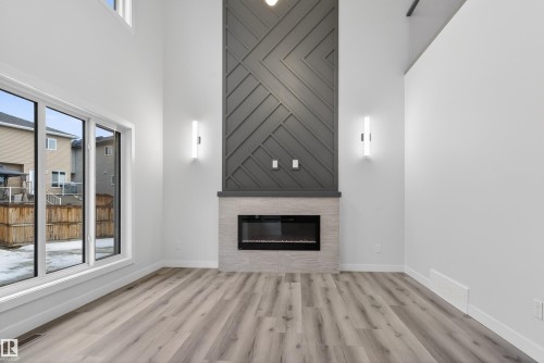 20 Hazelwood Lane, Spruce Grove, AB 