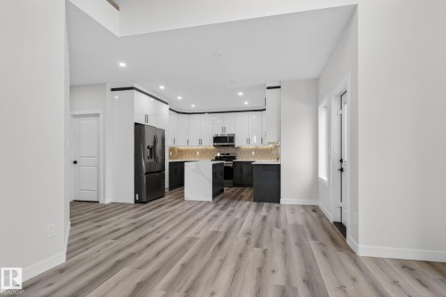 20 Hazelwood Lane, Spruce Grove, AB 