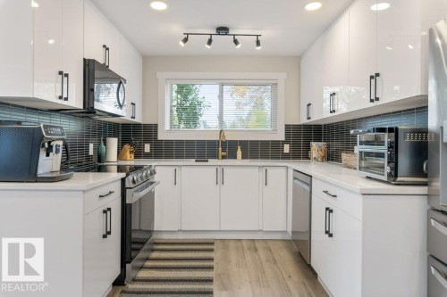 67 Arlington Drive, St. Albert, AB 
