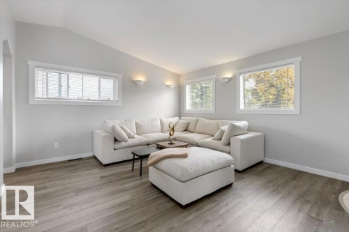 67 Arlington Drive, St. Albert, AB 