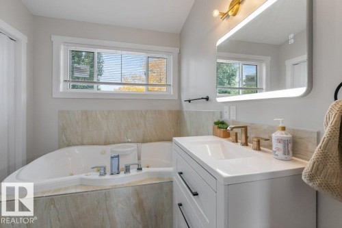 67 Arlington Drive, St. Albert, AB 