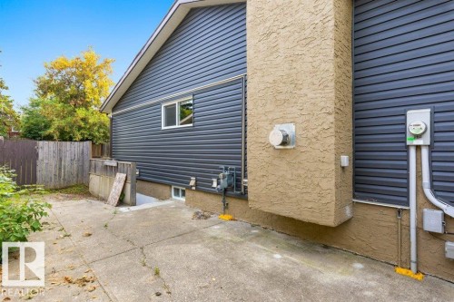 67 Arlington Drive, St. Albert, AB 