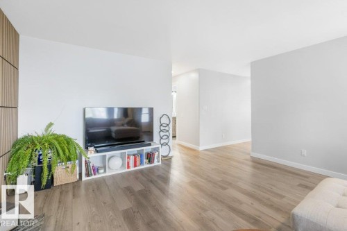 67 Arlington Drive, St. Albert, AB 