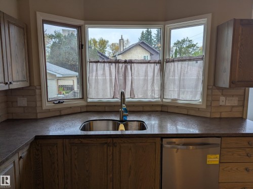 11110 University Avenue Nw, Edmonton, AB 
