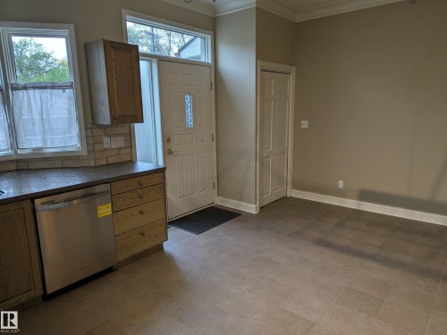 11110 University Avenue Nw, Edmonton, AB 