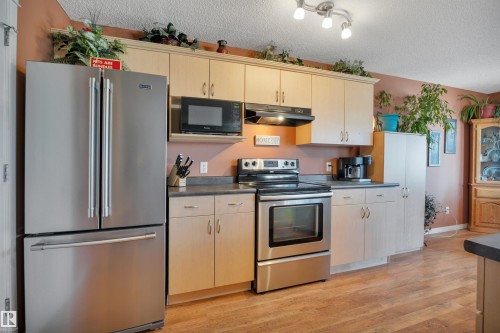 141 Acacia Circle, Leduc, AB 