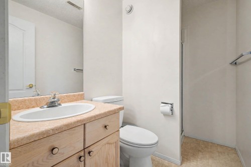 18411 77 Avenue Nw, Edmonton, AB 