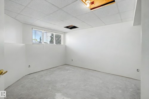 Stored flooring Digitally removed - 18411 77 Avenue Nw, Edmonton, AB 