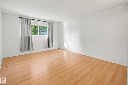 18411 77 Avenue Nw, Edmonton, AB 