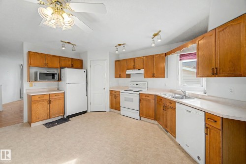 18411 77 Avenue Nw, Edmonton, AB 