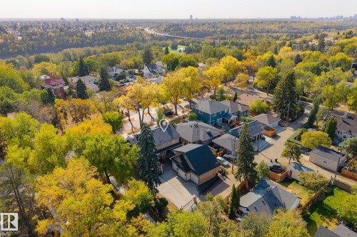 Aerial view of residential area - 6306 111 Avenue Nw, Edmonton, AB 