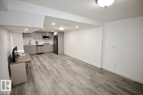 1108 112 Street Northwest, Edmonton, AB 