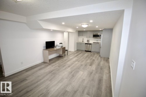 1108 112 Street Northwest, Edmonton, AB 