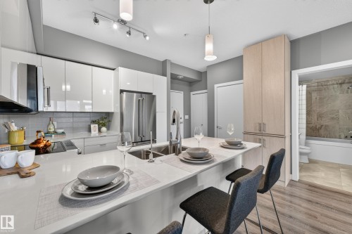 #408 9907 91 Av Nw, Edmonton, AB 
