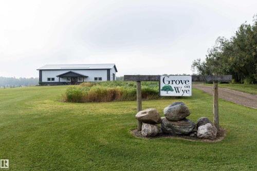 21557 Wye Road, Rural Strathcona County, AB 
