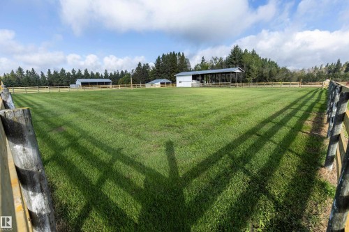 21557 Wye Road, Rural Strathcona County, AB 
