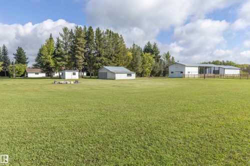21557 Wye Road, Rural Strathcona County, AB 