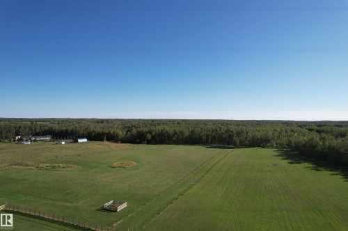 21557 Wye Road, Rural Strathcona County, AB 