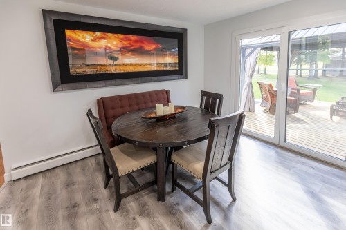 21557 Wye Road, Rural Strathcona County, AB 