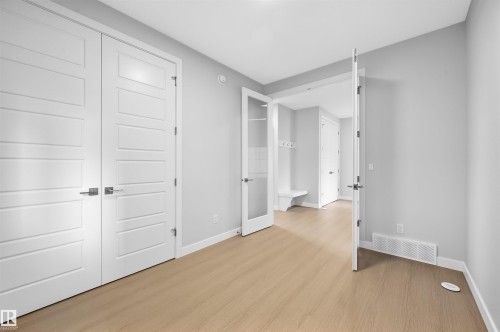 19004 20 Avenue Nw, Edmonton, AB 