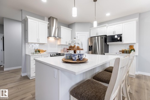 17820 70 Street Nw, Edmonton, AB 