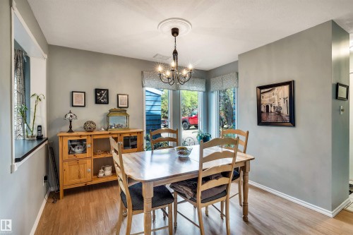 67 Woodlands Road, St. Albert, AB 