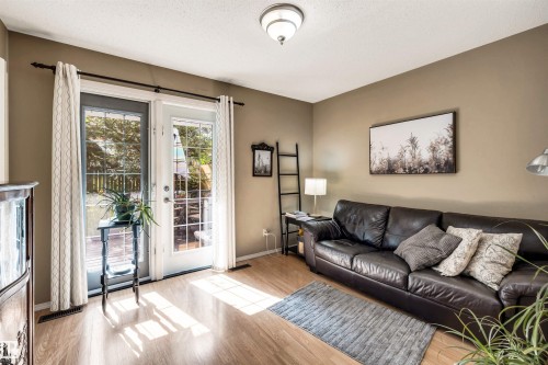 67 Woodlands Road, St. Albert, AB 
