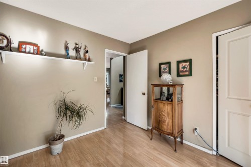 67 Woodlands Road, St. Albert, AB 