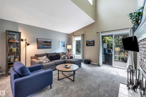 67 Woodlands Road, St. Albert, AB 